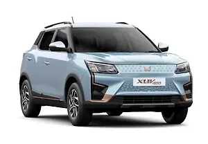 Mahindra XUV400 EV Car