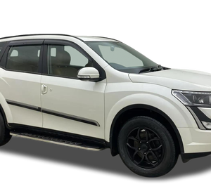 Mahindra XUV500 Car