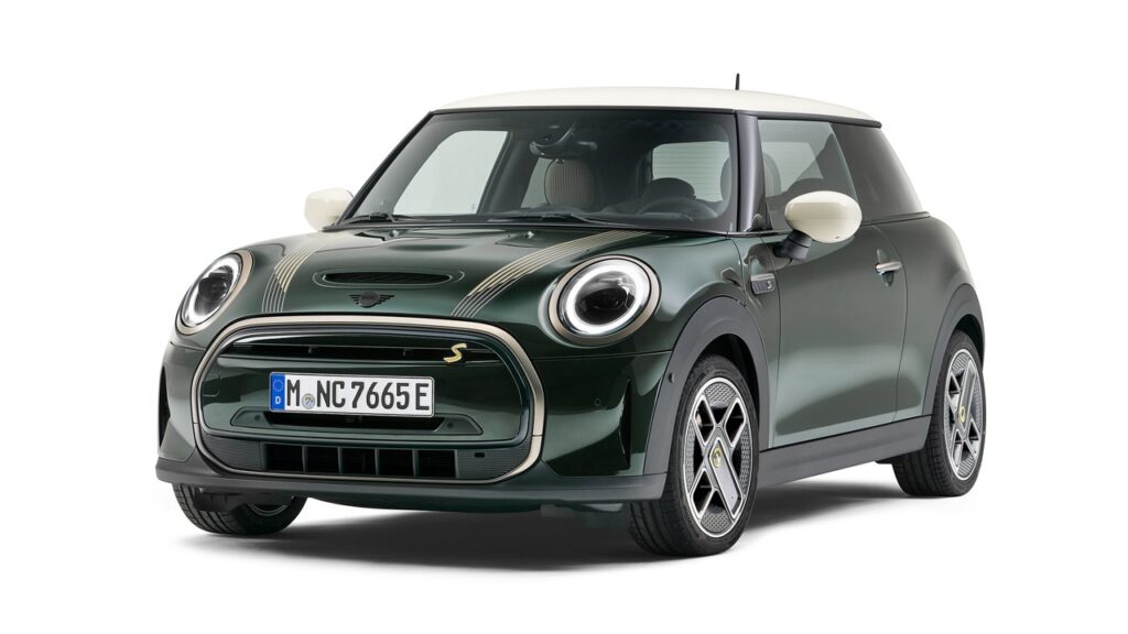 Mini Cooper SE (Electric) Car logo for doorstep repair service and roadside assistance near me