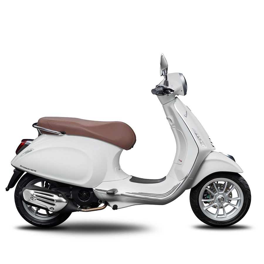 Vespa SXL 125 Bike logo for doorstep repair service and roadside assistance near me