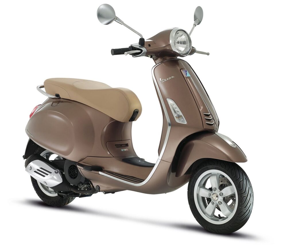Vespa VXL 150 Bike logo for doorstep repair service and roadside assistance near me
