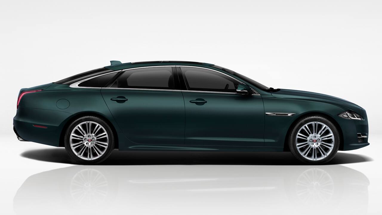 Jaguar XJL Car logo for doorstep repair service and roadside assistance near me